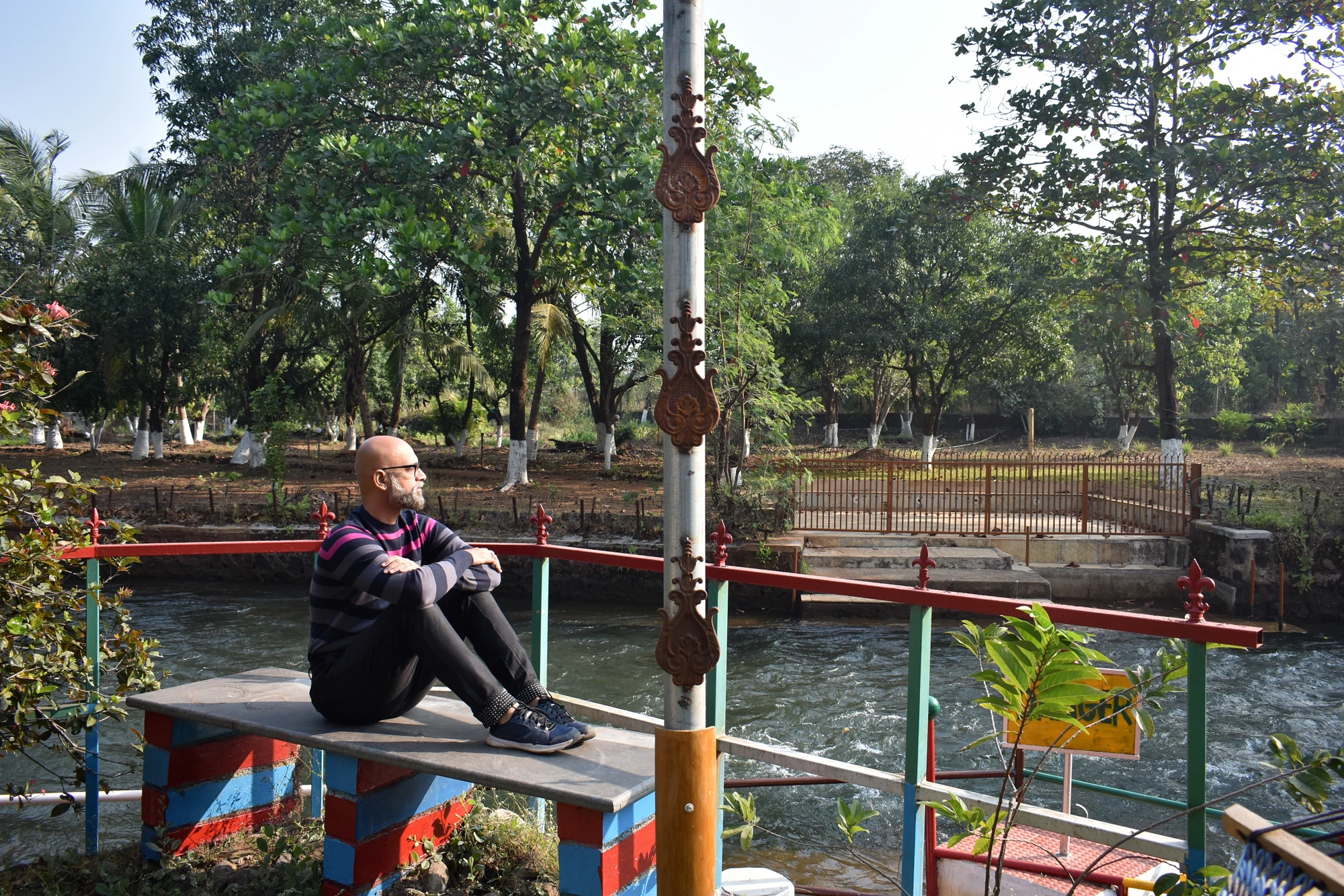 A quiet perch above the water