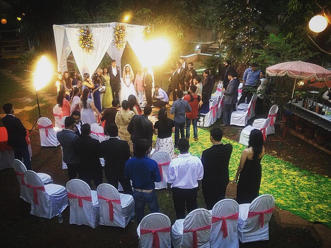 A wedding on the lawn