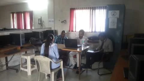 Computer lab & practical training