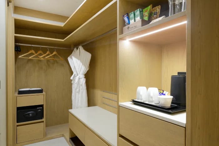 Deluxe Premium Room 2