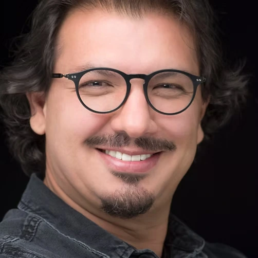 Alejandro Morales