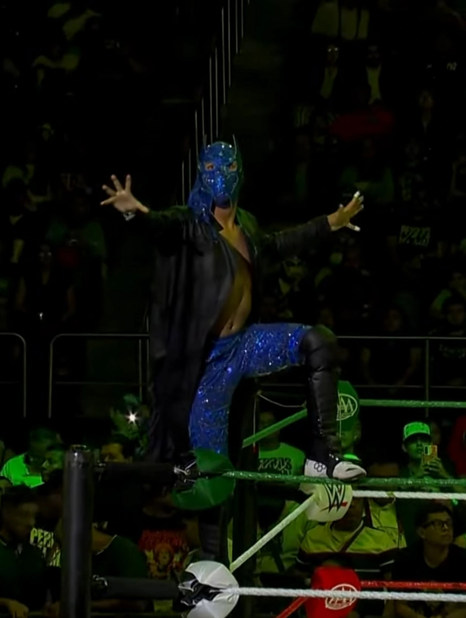 Lucha Libre AAA Worldwide Sensation Epydemius Jr. Set for Noche De Luchadores